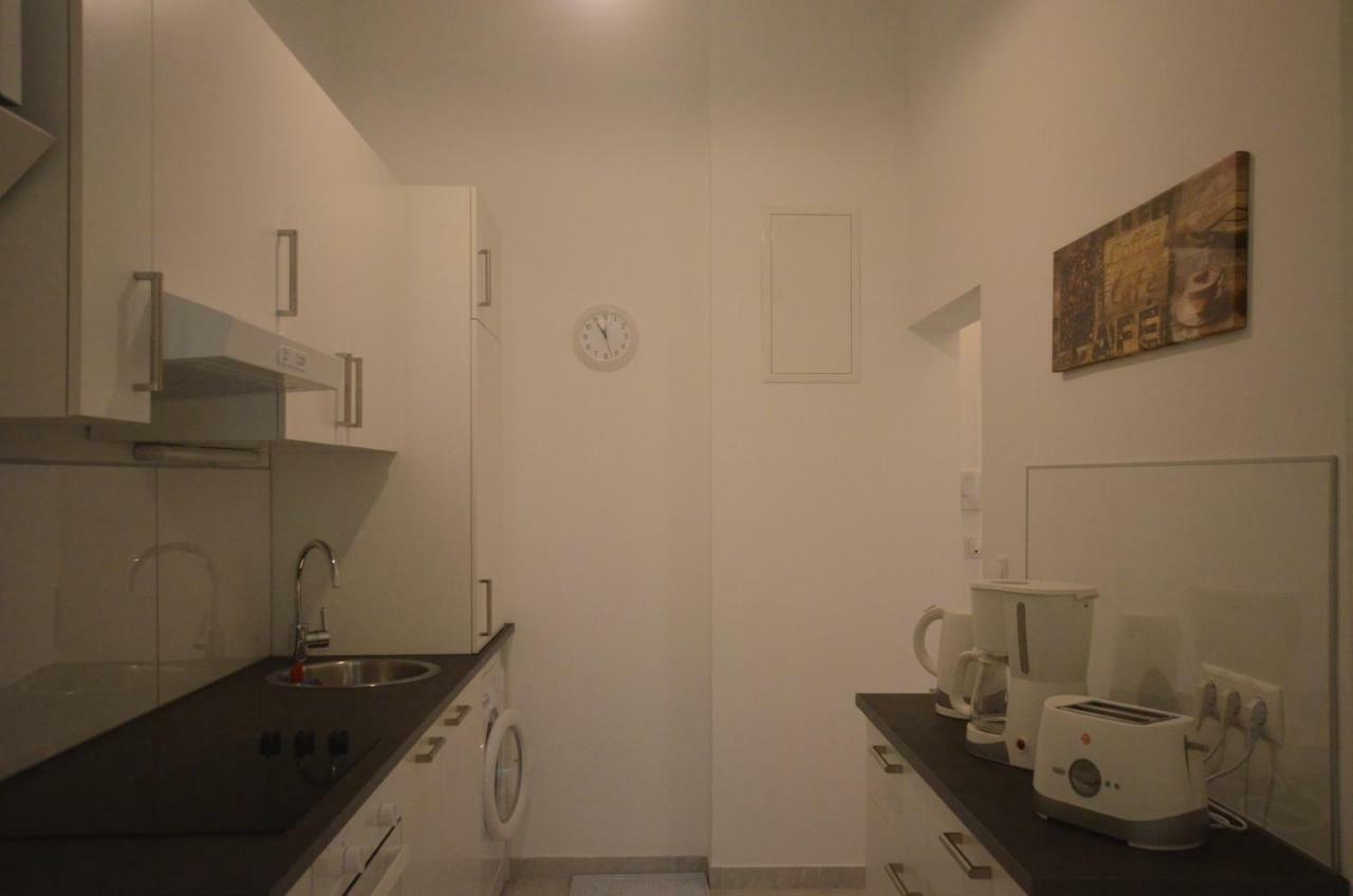 Charmante Altbauapartments Apostelgasse Vienna Exterior photo